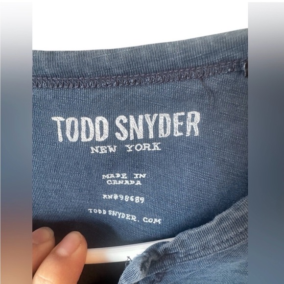 Todd Snyder Navy Casual Top Henley - Picture 3 of 6